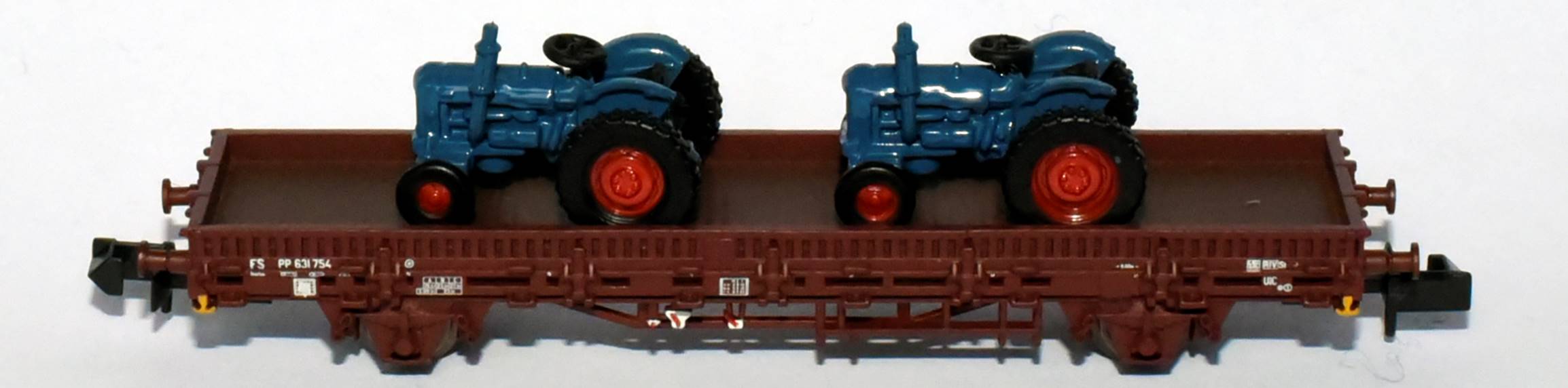 Immagine che contiene macchina agricola

Descrizione generata automaticamente