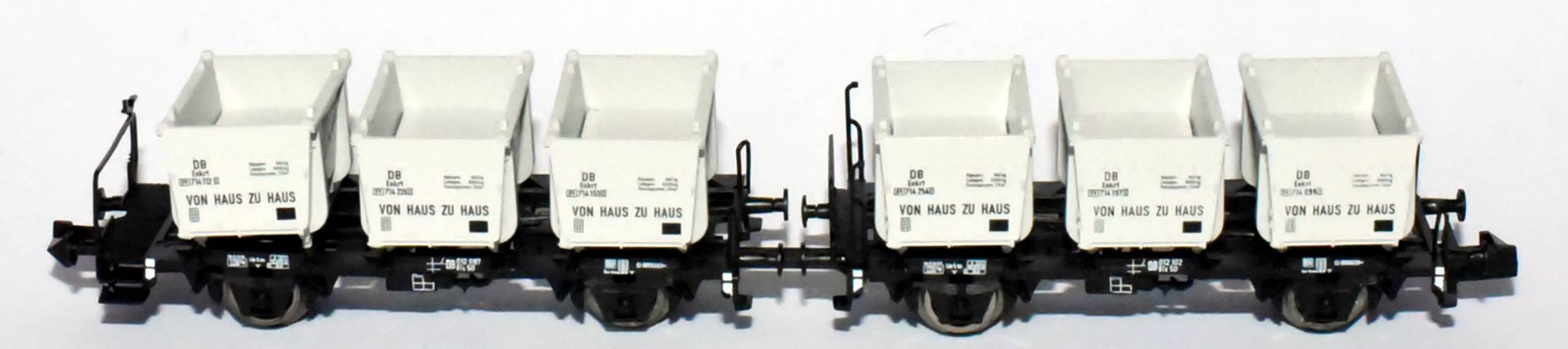 Immagine che contiene testo, camion, autostrada

Descrizione generata automaticamente