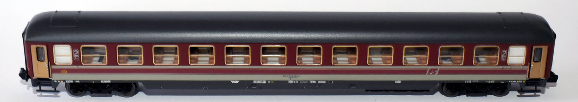 Immagine che contiene testo

Descrizione generata automaticamente