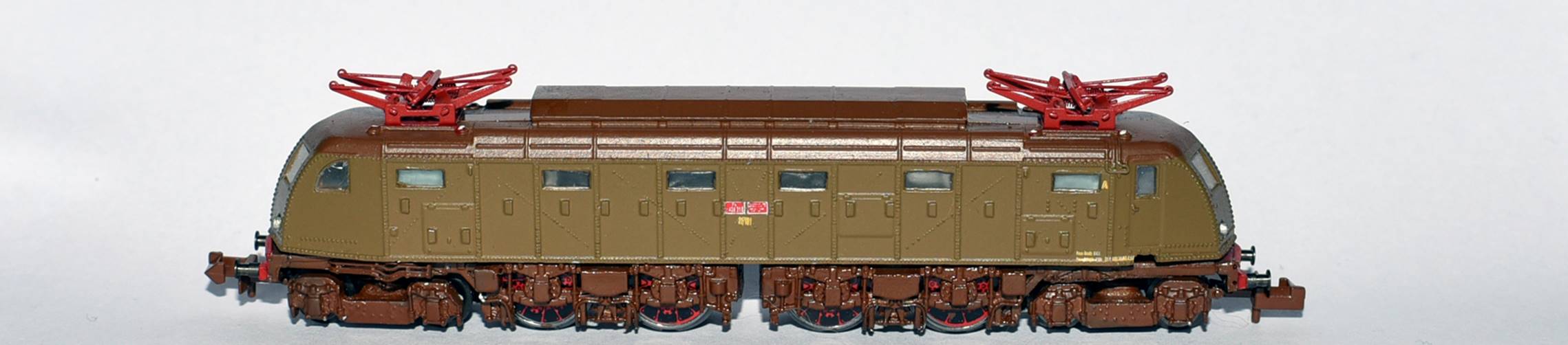 Immagine che contiene treno, trasporto

Descrizione generata con affidabilit� elevata